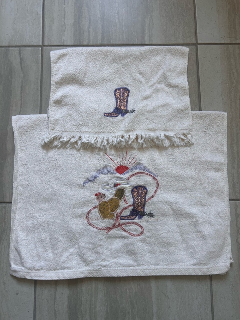 Embroidered Western Boot Cotton Bath Towel Set